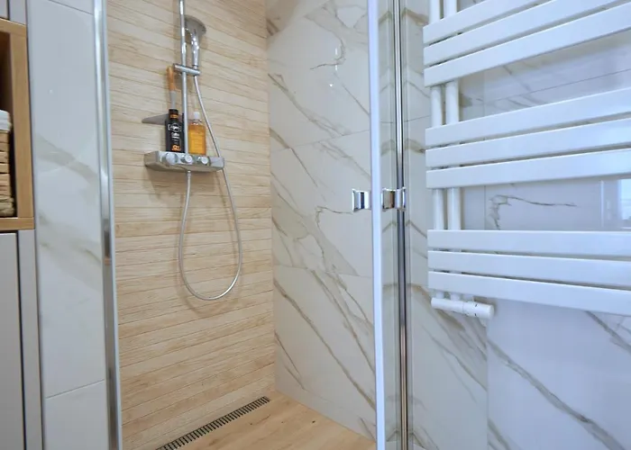 The Gatsby شقة بوبراد